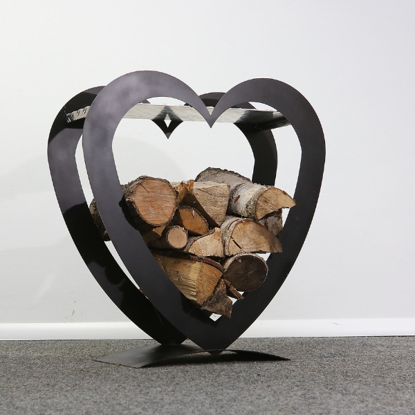 Holzstapler aus Metall Motiv Herz